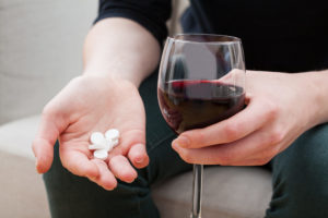 Medikamente und Alkohol: Was können Betroffene tun?