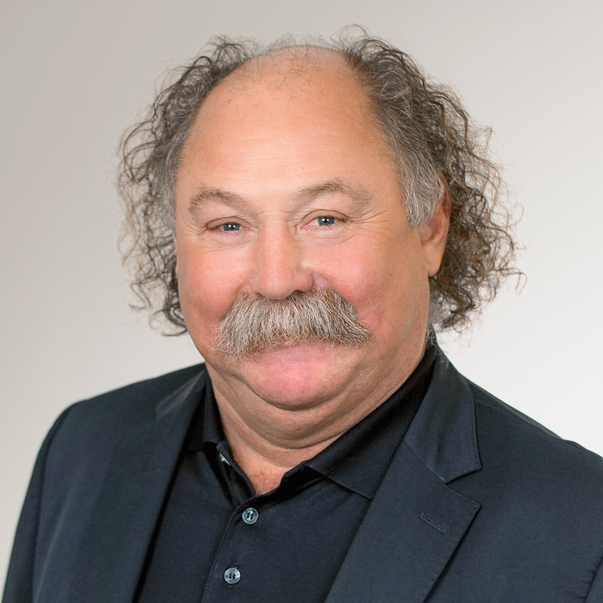 UNIV.- PROF. DR. MED. UNIV. MICHAEL MUSALEK 